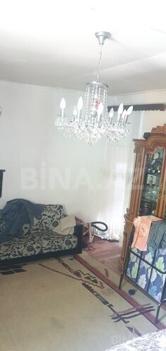 Продаётся 2-комн. вторичка 37 м², м. Низами, photo 1 from 6