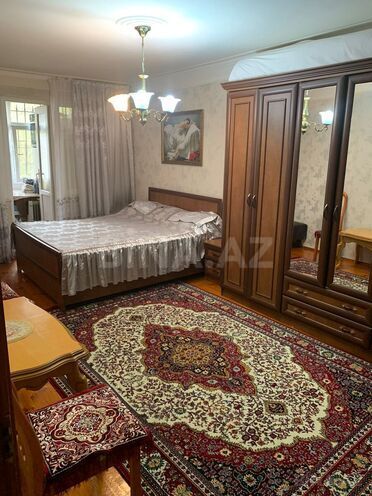 Продаётся 4-комн. вторичка 86 м², м. Нефтчиляр, photo 4 from 12