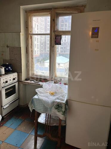 Продаётся 3-комн. вторичка 80 м², м. Кара Караев, photo 7 from 12