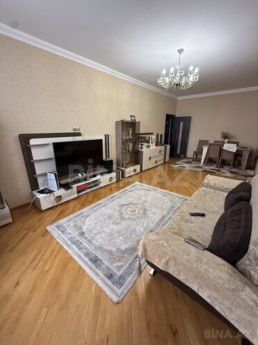 Сдаётся 3-комн. новостройка 140 м², м. Кара Караев, photo 4 from 17