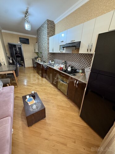 Сдаётся 3-комн. новостройка 140 м², м. Кара Караев, photo 14 from 17