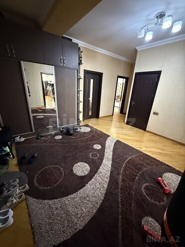 Сдаётся 3-комн. новостройка 140 м², м. Кара Караев, photo 11 from 17