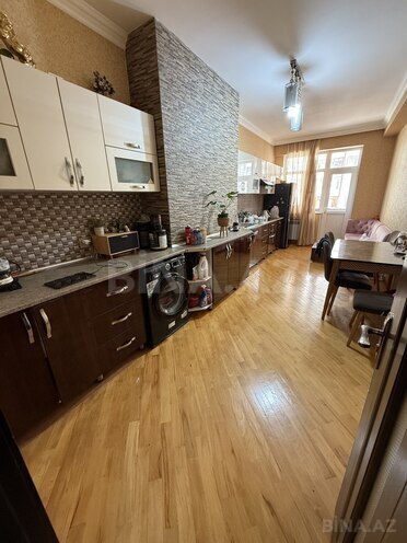 Сдаётся 3-комн. новостройка 140 м², м. Кара Караев, photo 15 from 17