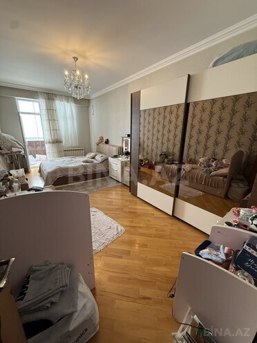 Сдаётся 3-комн. новостройка 140 м², м. Кара Караев, photo 7 from 17