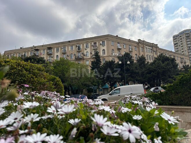 Продаётся 3-комн. вторичка 80 м², м. Ичеришехер, photo 4 from 22