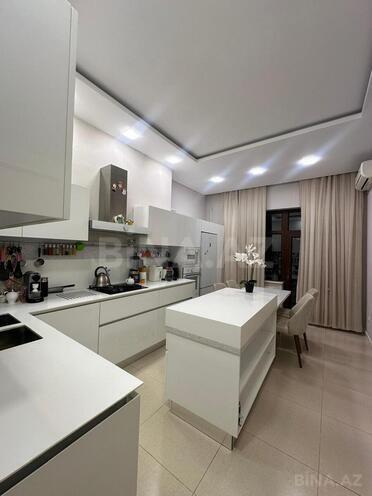 Продаётся 4-комн. новостройка 200 м², м. Низами, photo 8 from 16