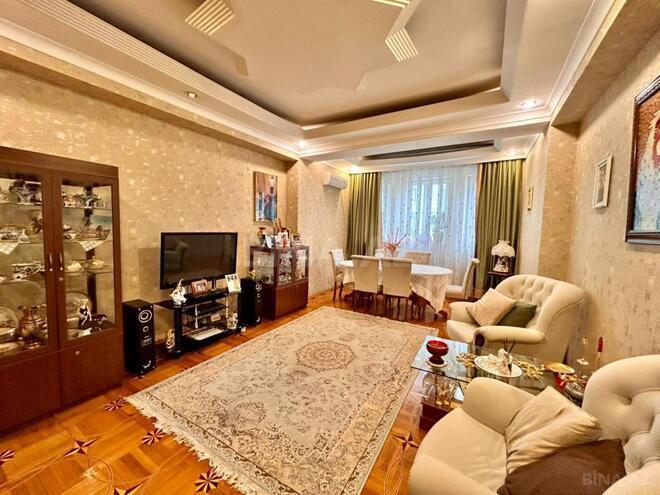 Продаётся 3-комн. новостройка 137 м², м. 8 ноября, photo 1 from 26