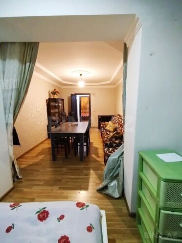 Продаётся 2-комн. вторичка 60 м², м. Ази Асланов, photo 3 from 11
