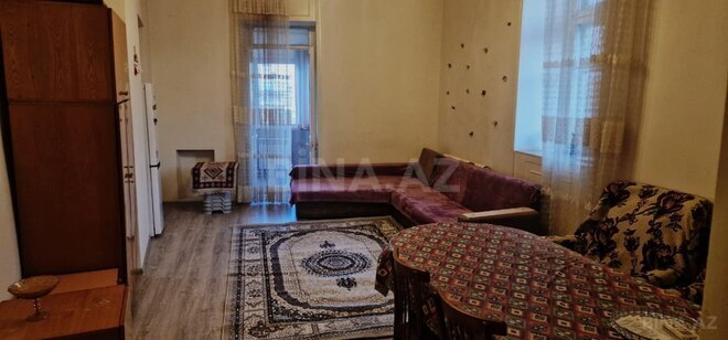 Сдаётся 1-комн. вторичка 35 м², м. Низами, photo 1 from 7