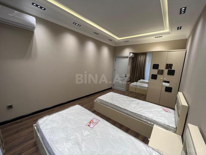 Сдаётся 3-комн. новостройка 110 м², м. 8 ноября, photo 11 from 27
