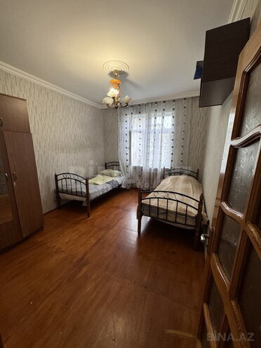 Продаётся 3-комн. вторичка 75 м², м. Ази Асланов, photo 5 from 8