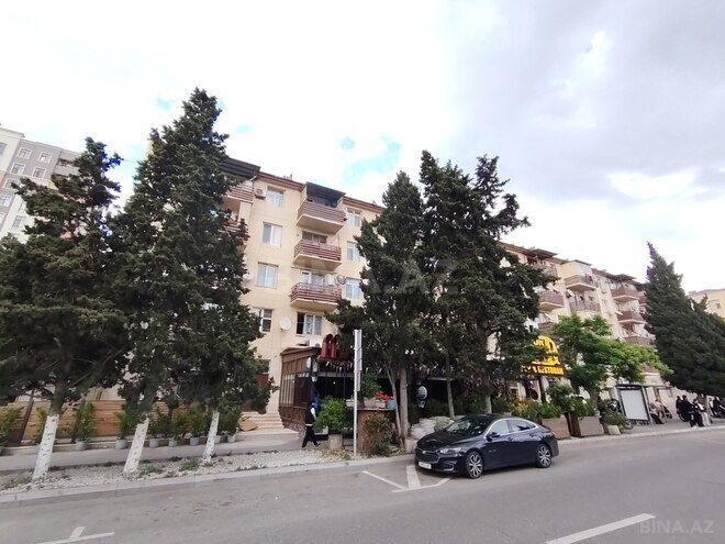 Продаётся 3-комн. вторичка 65 м², м. Кара Караев, photo 15 from 17