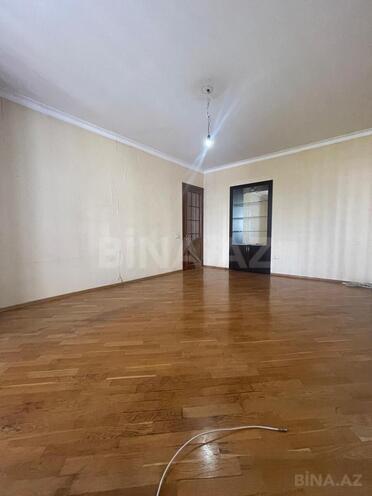 Продаётся 3-комн. вторичка 80 м², м. Элмляр Академиясы, photo 6 from 31