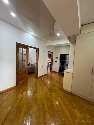 Продаётся 3-комн. новостройка 125 м², м. Иншаатчылар, photo 3 from 13