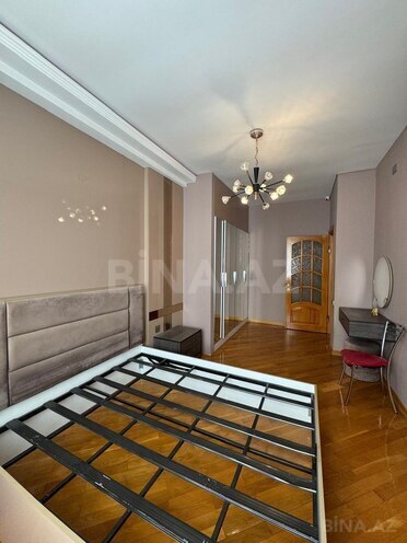 Продаётся 3-комн. новостройка 125 м², м. Иншаатчылар, photo 4 from 13