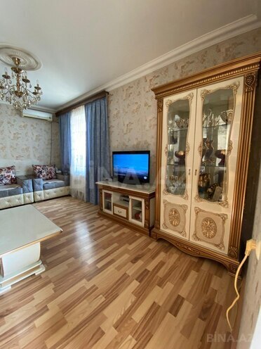 Сдаётся 2-комн. вторичка 40 м², м. Шах Исмаил Хатаи, photo 1 from 11