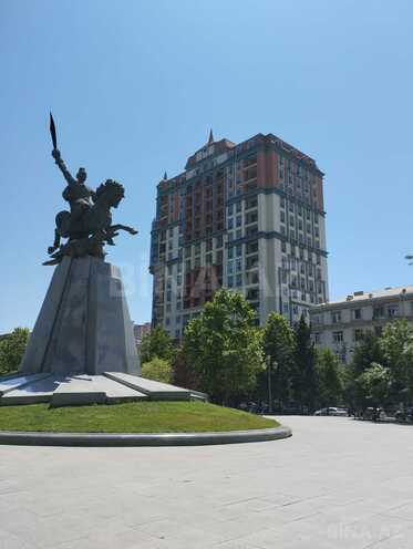 Продаётся 4-комн. новостройка 290 м², Насиминский  р., photo 3 from 21
