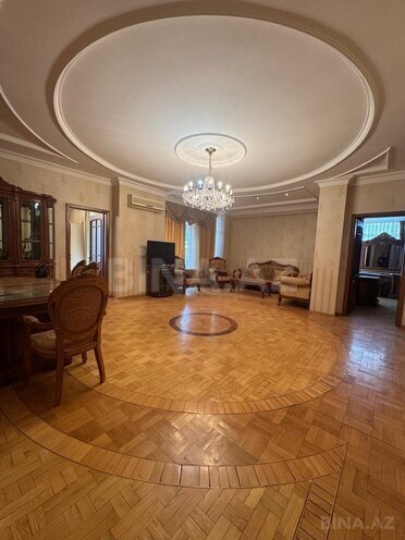 Продаётся 3-комн. новостройка 120 м², м. Элмляр Академиясы, photo 1 from 16