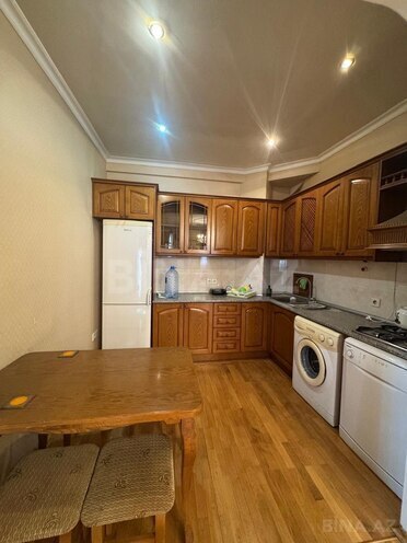 Продаётся 3-комн. новостройка 120 м², м. Элмляр Академиясы, photo 10 from 16