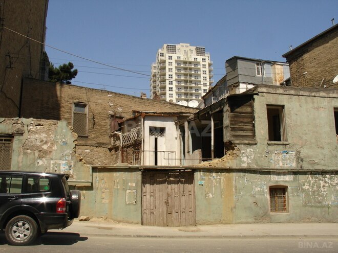 Продаётся  участок 2.4 сот, м. Ичеришехер, photo 1 from 7