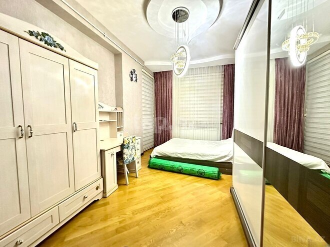 Сдаётся 3-комн. новостройка 107 м², м. 28 мая, photo 8 from 17
