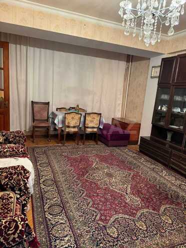 Продаётся 2-комн. вторичка 40.5 м², м. Нариман Нариманов, photo 1 from 7