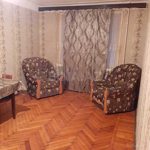 Продаётся 1-комн. вторичка 35 м², м. Нефтчиляр, photo 7 from 10