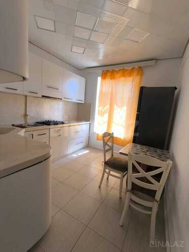 Сдаётся 3-комн. вторичка 95 м², м. Элмляр Академиясы, photo 1 from 10