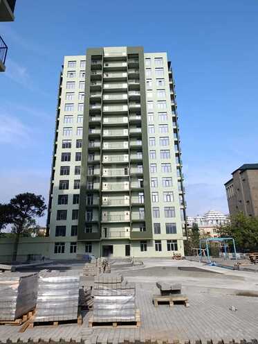 Продаётся 2-комн. новостройка 62.5 м², м. Элмляр Академиясы, photo 1 from 17