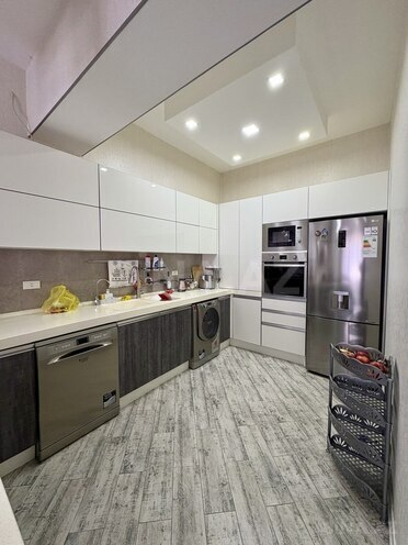 Продаётся 5-комн. дом/дача 350 м², photo 12 from 28