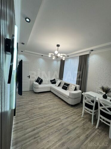 Продаётся 2-комн. вторичка 48 м², м. Нефтчиляр, photo 3 from 13