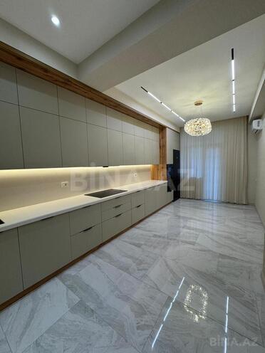 Продаётся 4-комн. новостройка 185 м², м. Элмляр Академиясы, photo 4 from 13