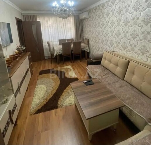 Продаётся 2-комн. вторичка 33 м², photo 1 from 9
