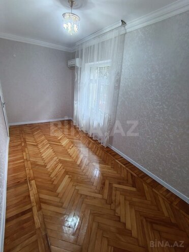 Продаётся 2-комн. вторичка 43 м², м. Нефтчиляр, photo 5 from 14