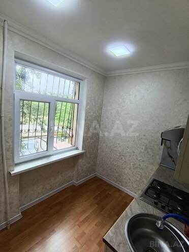 Продаётся 2-комн. вторичка 43 м², м. Нефтчиляр, photo 7 from 14