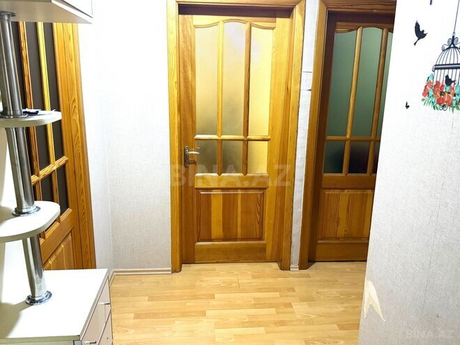 Сдаётся 3-комн. вторичка 72 м², м. Нефтчиляр, photo 16 from 17