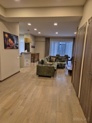 Сдаётся 3-комн. новостройка 120 м², м. Низами, photo 9 from 31