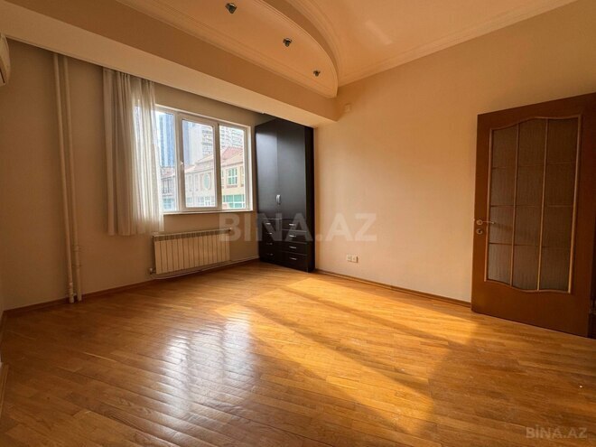 Продаётся 5-комн. новостройка 200 м², м. Низами, photo 7 from 24