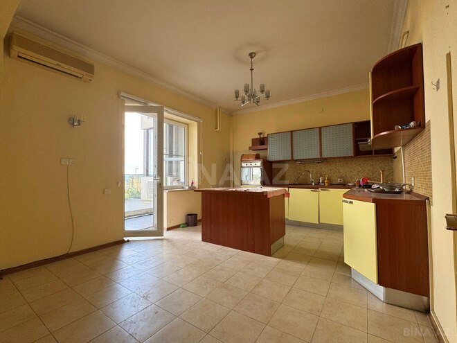 Продаётся 5-комн. новостройка 200 м², м. Низами, photo 16 from 24