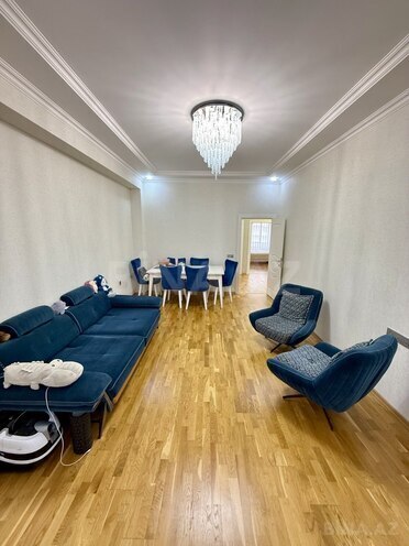 Продаётся 3-комн. новостройка 105 м², м. Кара Караев, photo 3 from 17