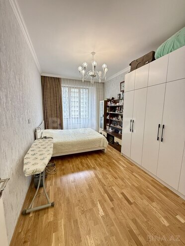 Продаётся 3-комн. новостройка 105 м², м. Кара Караев, photo 10 from 17