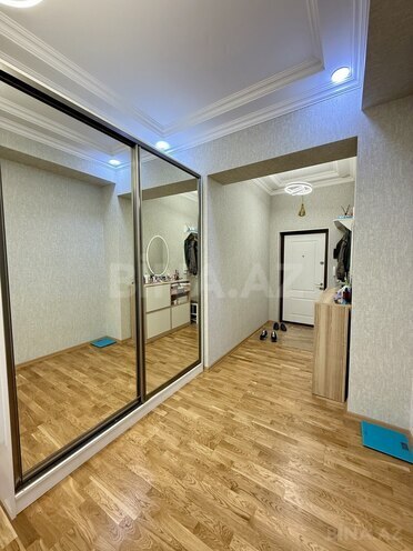 Продаётся 3-комн. новостройка 105 м², м. Кара Караев, photo 13 from 17