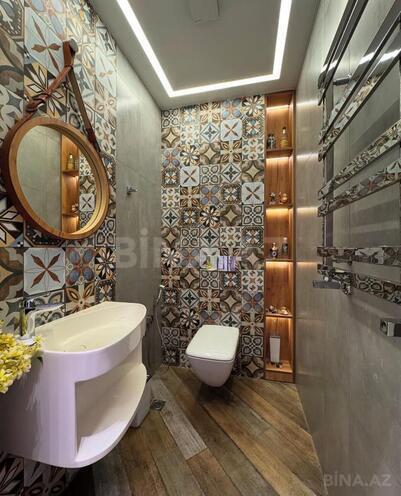 Сдаётся 2-комн. новостройка 105 м², м. 8 ноября, photo 12 from 21