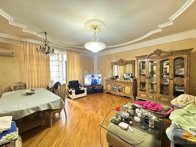Продаётся 4-комн. новостройка 190 м², м. 8 ноября, photo 1 from 13