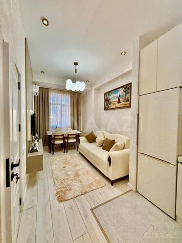 Продаётся 2-комн. новостройка 37 м², м. Кара Караев, photo 3 from 10