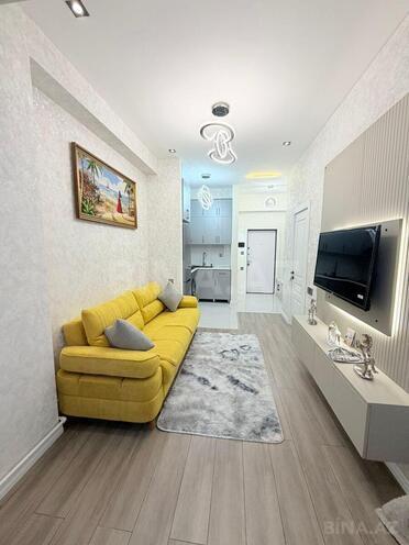 Сдаётся 2-комн. новостройка 40 м², м. Кара Караев, photo 1 from 14