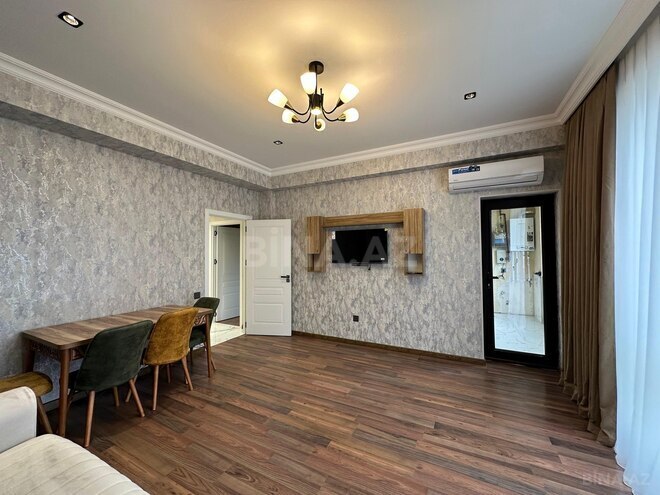 Сдаётся 2-комн. новостройка 65 м², м. 28 мая, photo 1 from 6