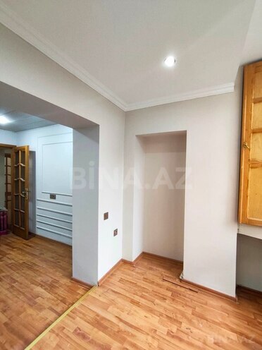 Сдаётся 3-комн. вторичка 80 м², м. Нефтчиляр, photo 13 from 29