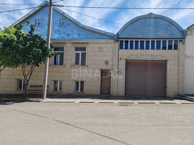 Продаётся 6-комн. дом/дача 480 м², photo 1 from 31
