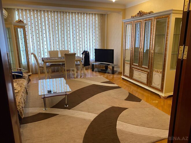 Сдаётся 3-комн. новостройка 140 м², м. Нариман Нариманов, photo 3 from 20